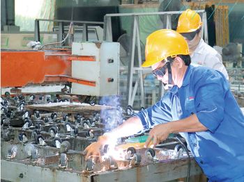 nha-may-trung-viet-glass-02.jpg